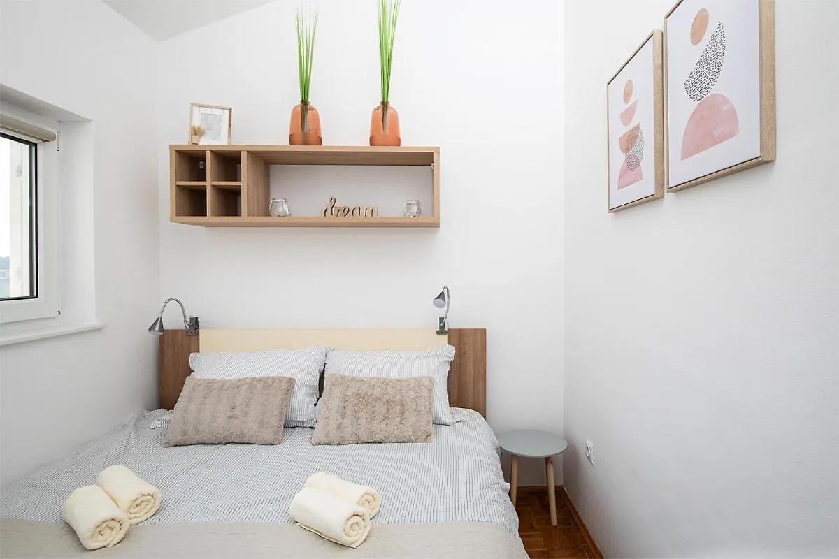 Apartment Aston PUY Croácia